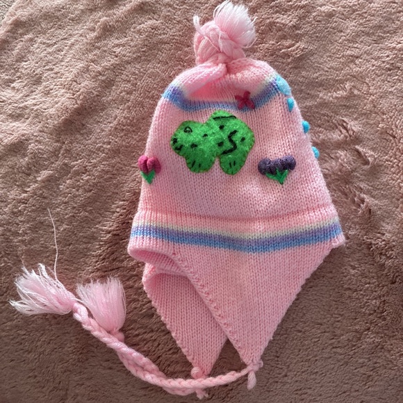 Baby Girl Toque - Picture 2 of 3